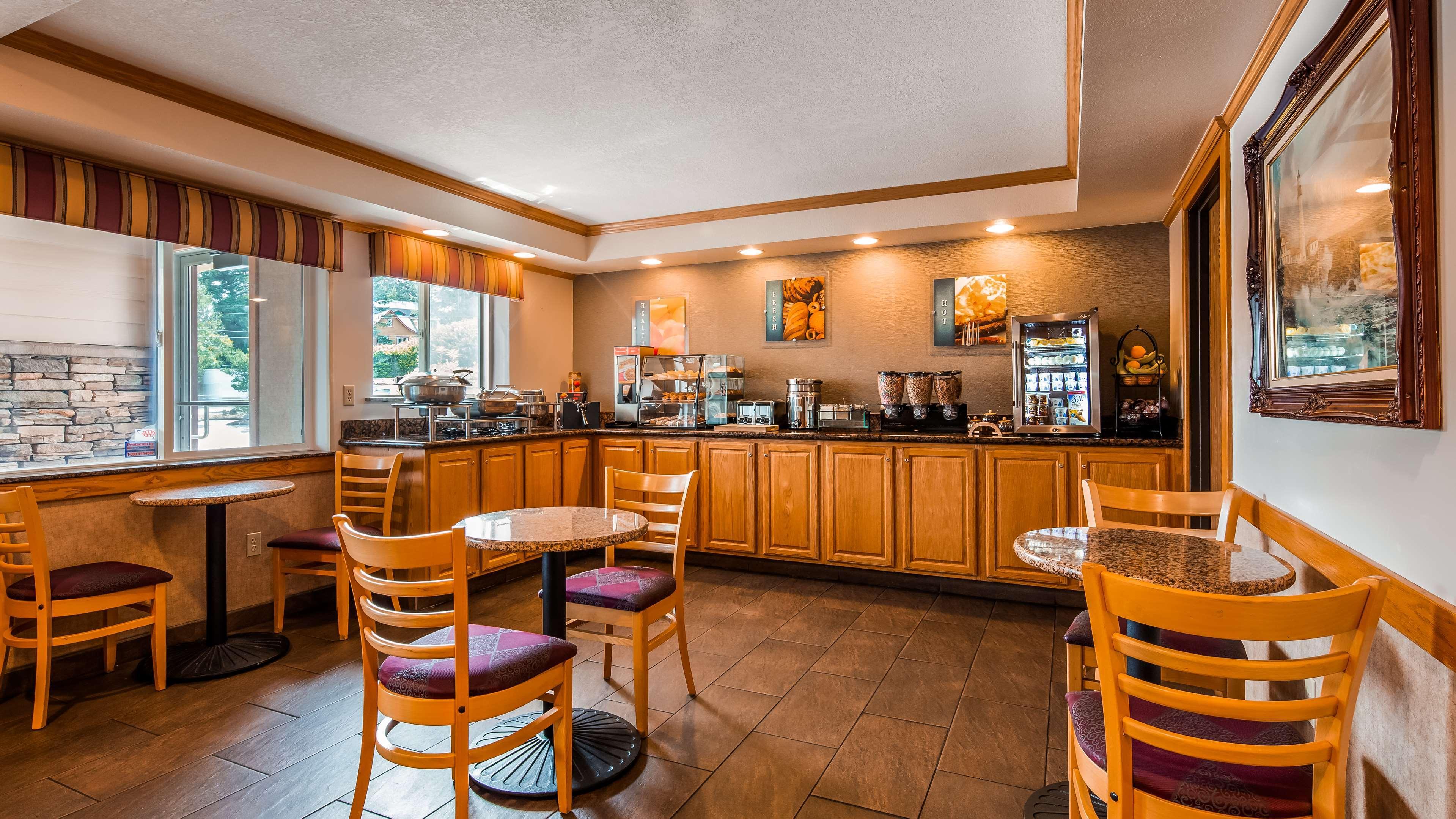 Best Western Plus Landmark Inn Lincoln City Exterior foto